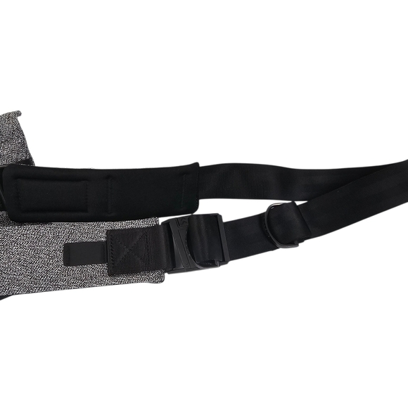 ALPAKA Air Sling Bag for Passport, Keys & Essentials - Picture 12 of 13